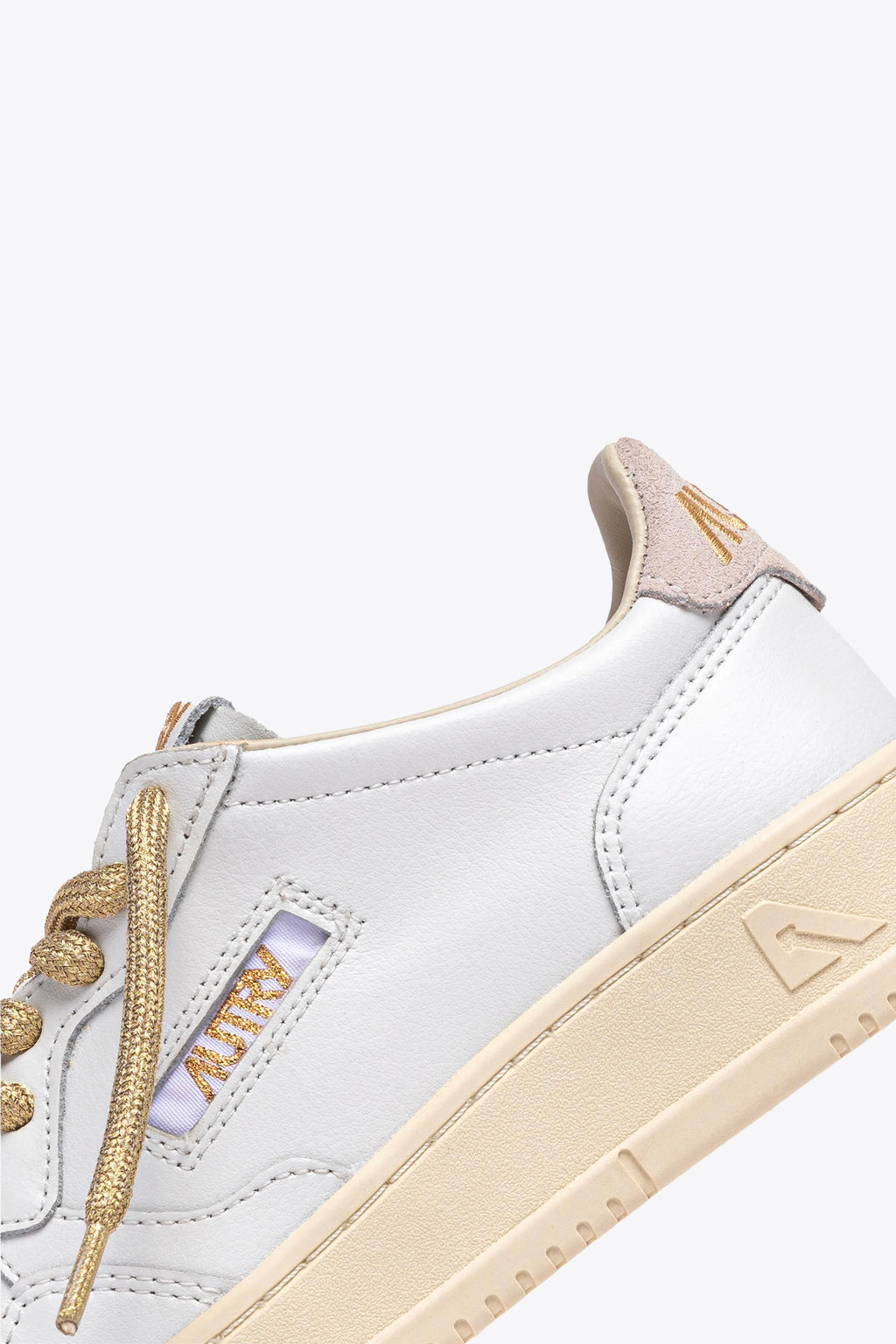 alt-image__Sneaker-bassa-in-pelle-bianca-con-lacci-lurex-oro---Medalist-Low