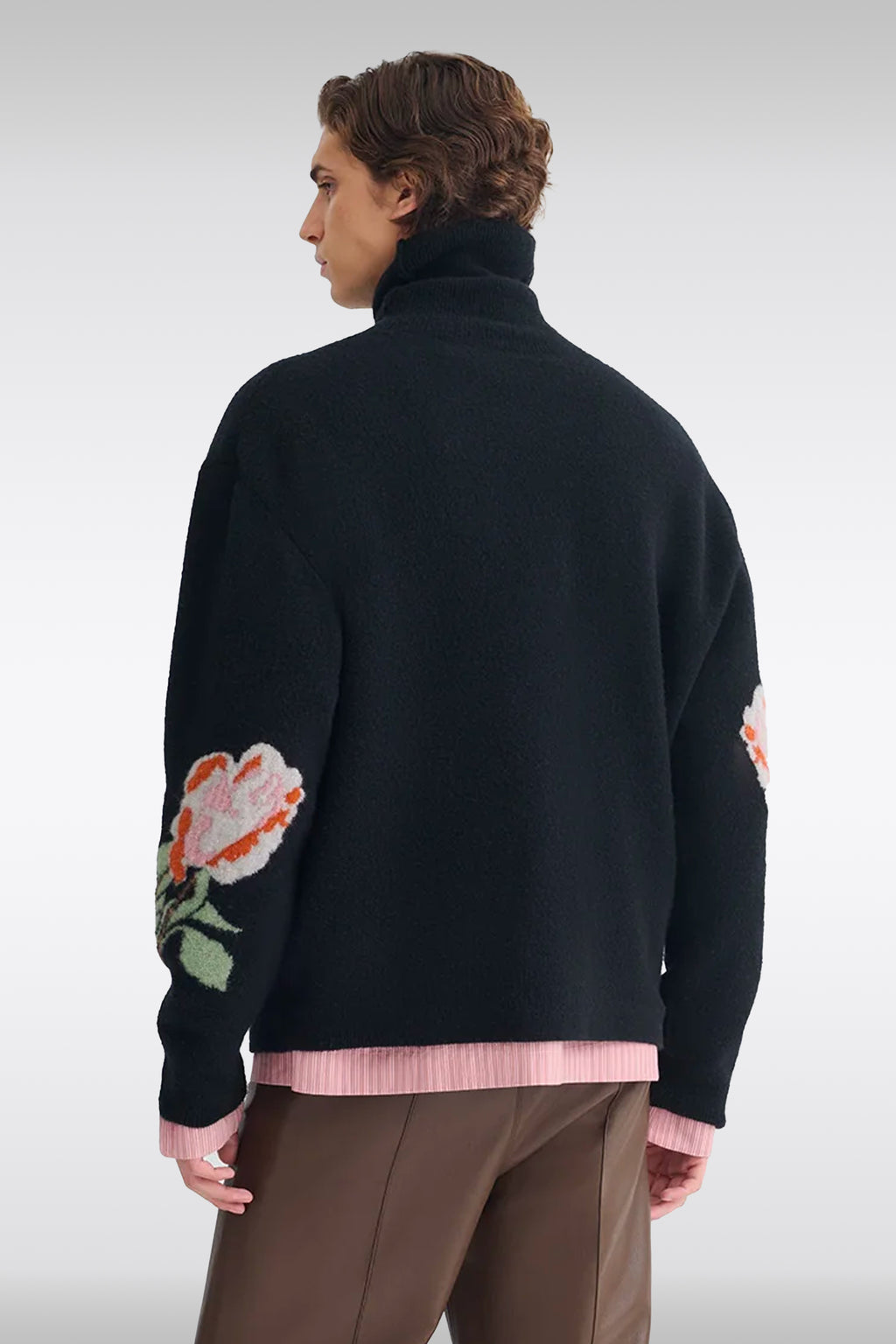 alt-image__Black-wool-turtleneck-sweater-with-roses-intarsia---Frannie-