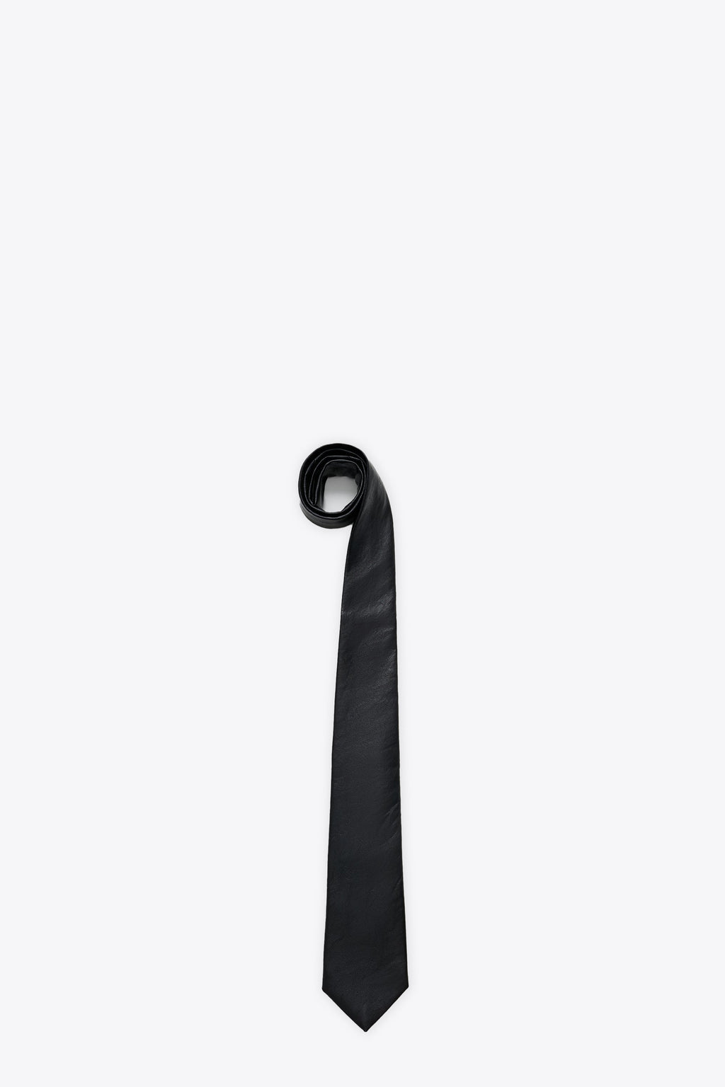 alt-image__TIE-Nero