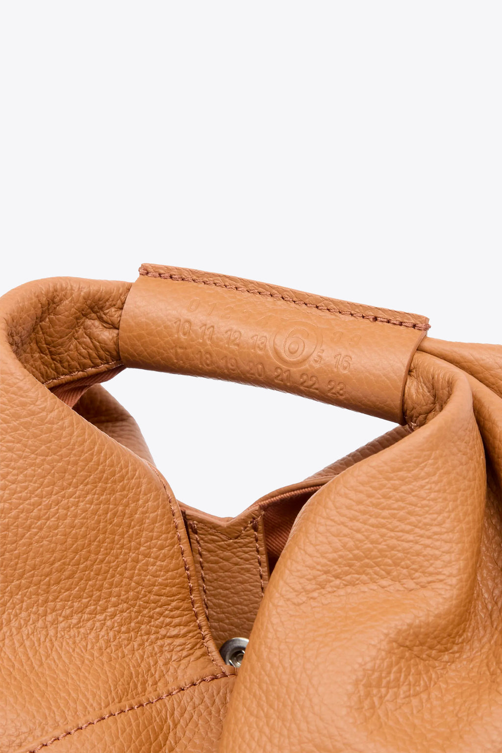 alt-image__Borsa-drappeggiata--Japanese-color-cammello-in-pelle-martellata