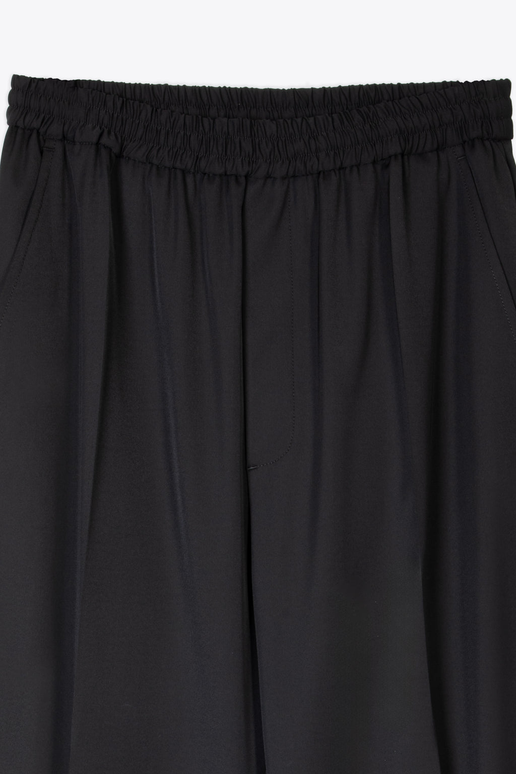 alt-image__S54445-Nero