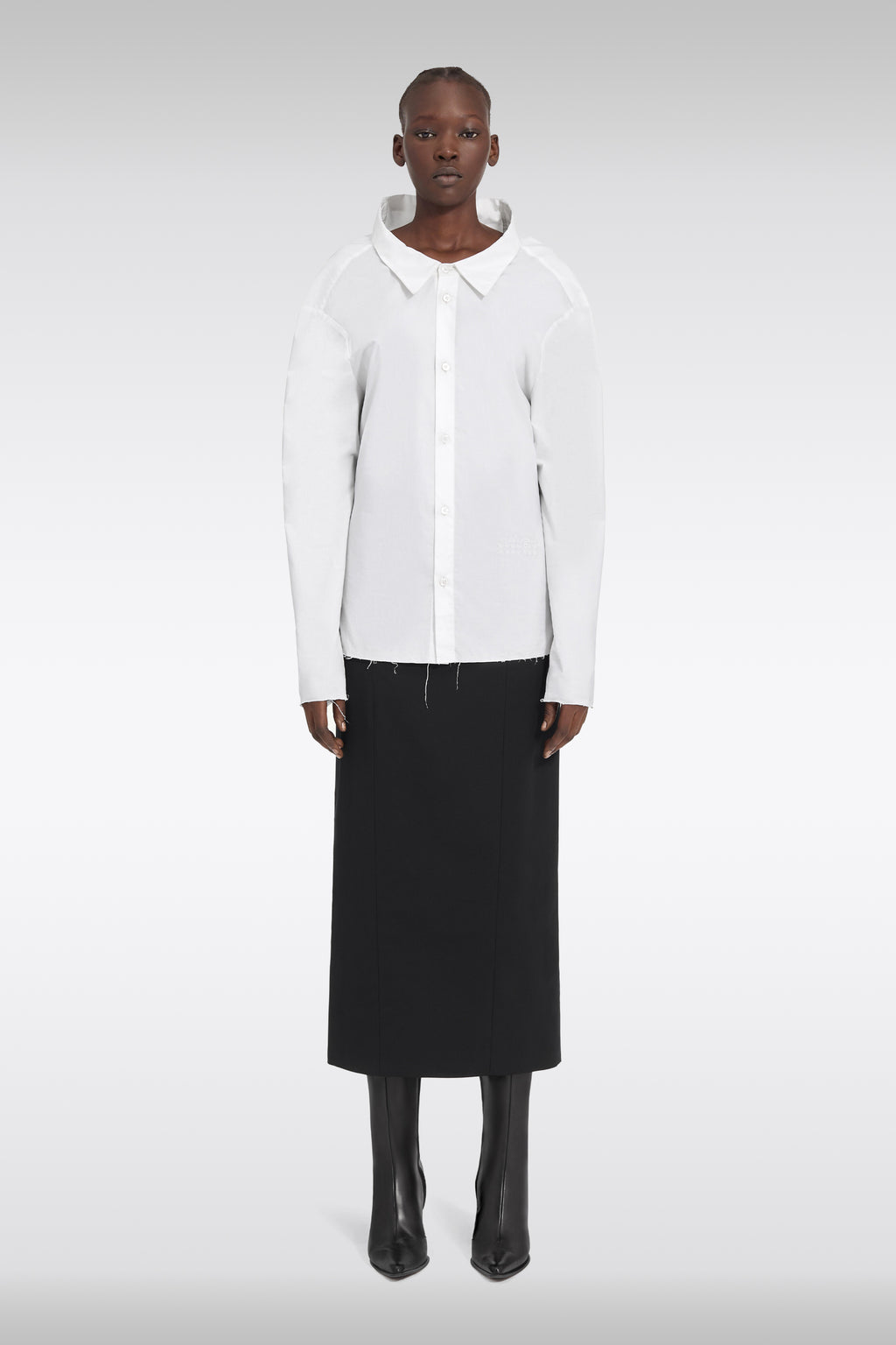 alt-image__White-poplin-cotton-shirt-with-long-sleeves-and-raw-edges