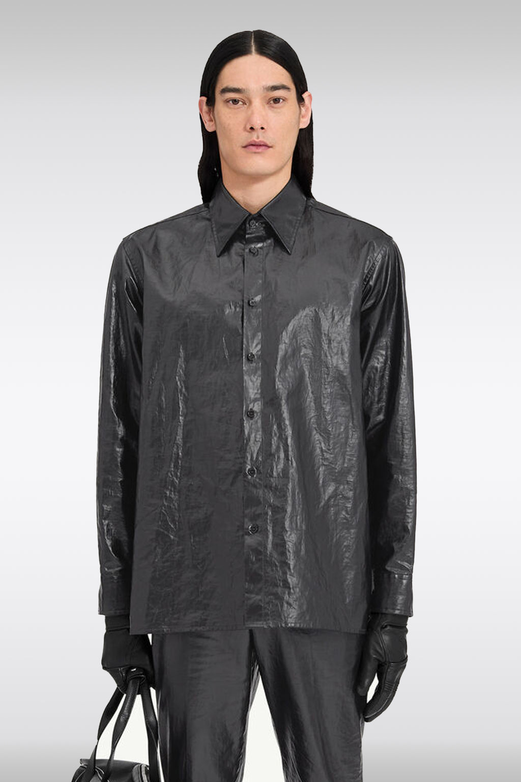 alt-image__Camicia-nera-in-lino-cerato-con-maniche-lunghe