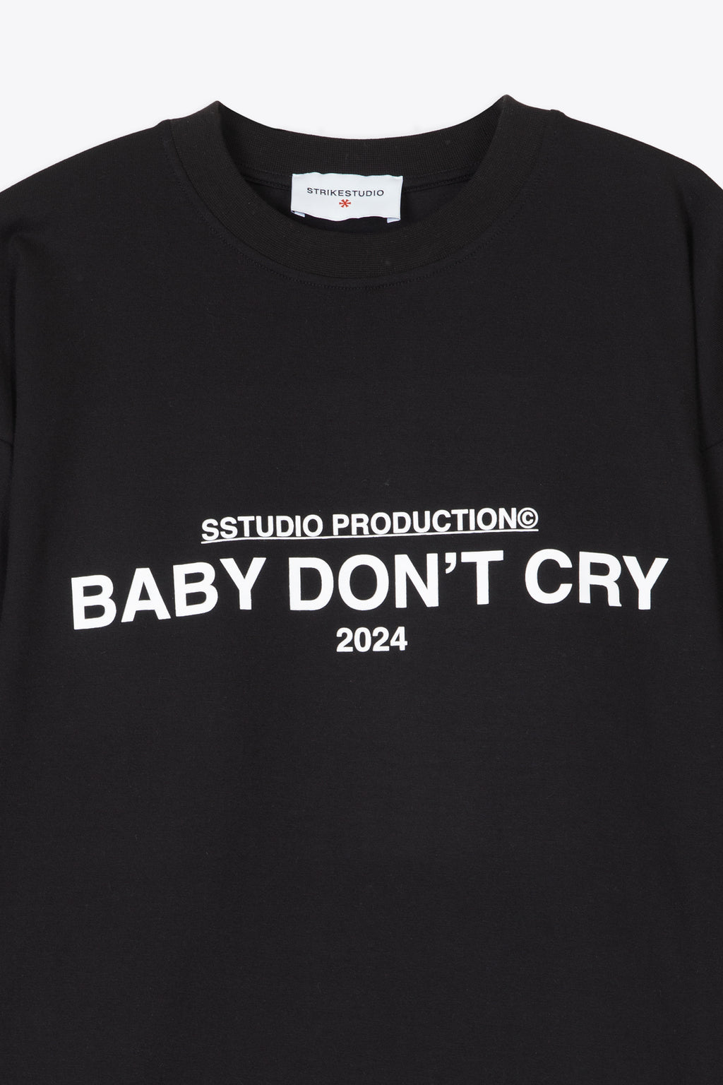 alt-image__T-shirt-nera-in-cotone-boxy-fit-con-manica-lunga-e-stampa-frontale---Baby-Big-Front-Ls-Tee