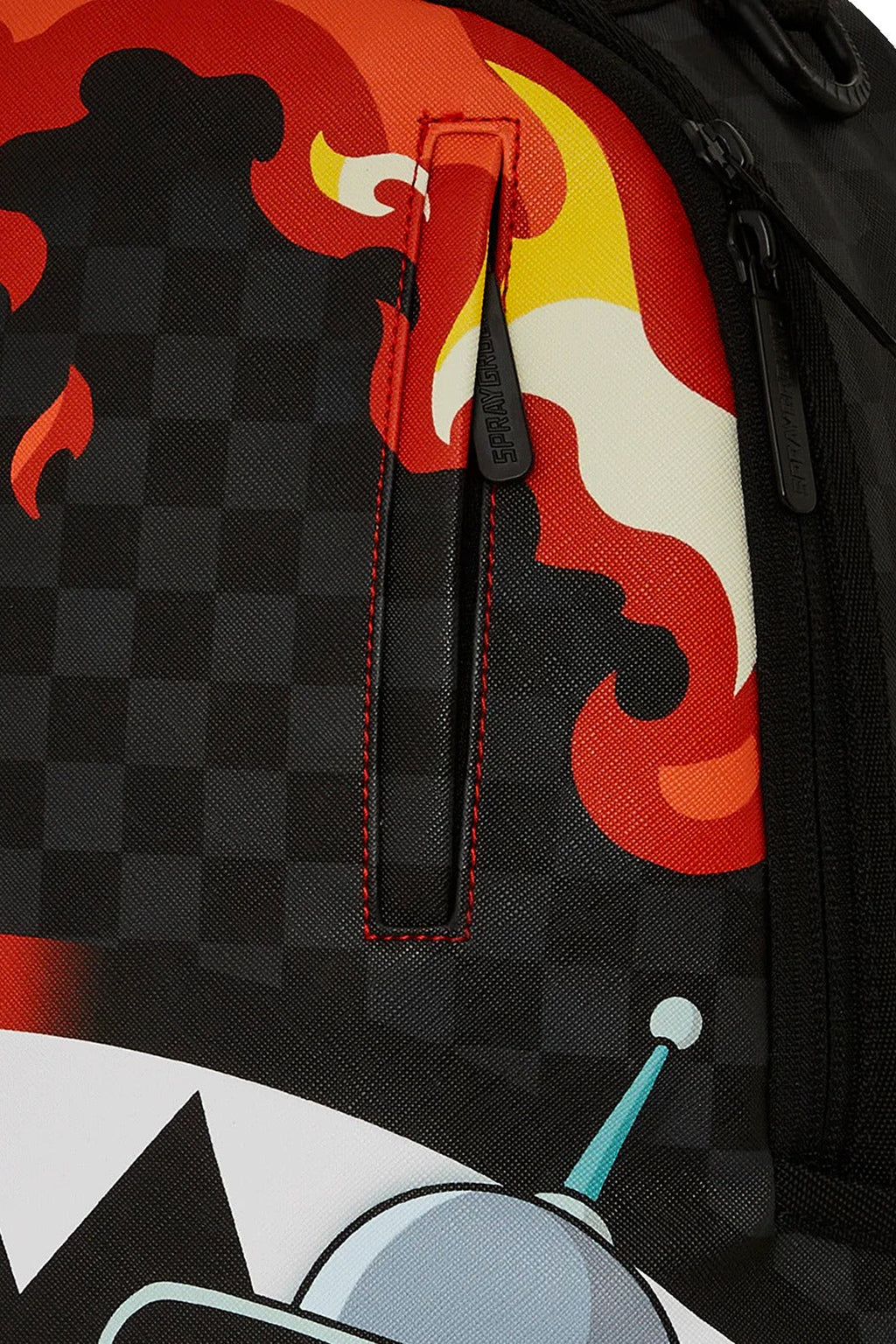 alt-image__Zaino-in-pvc-nero-a-scacchi-con-stampa-Futurama---Bender-Fire-Drama-Dlxvs-Backpack