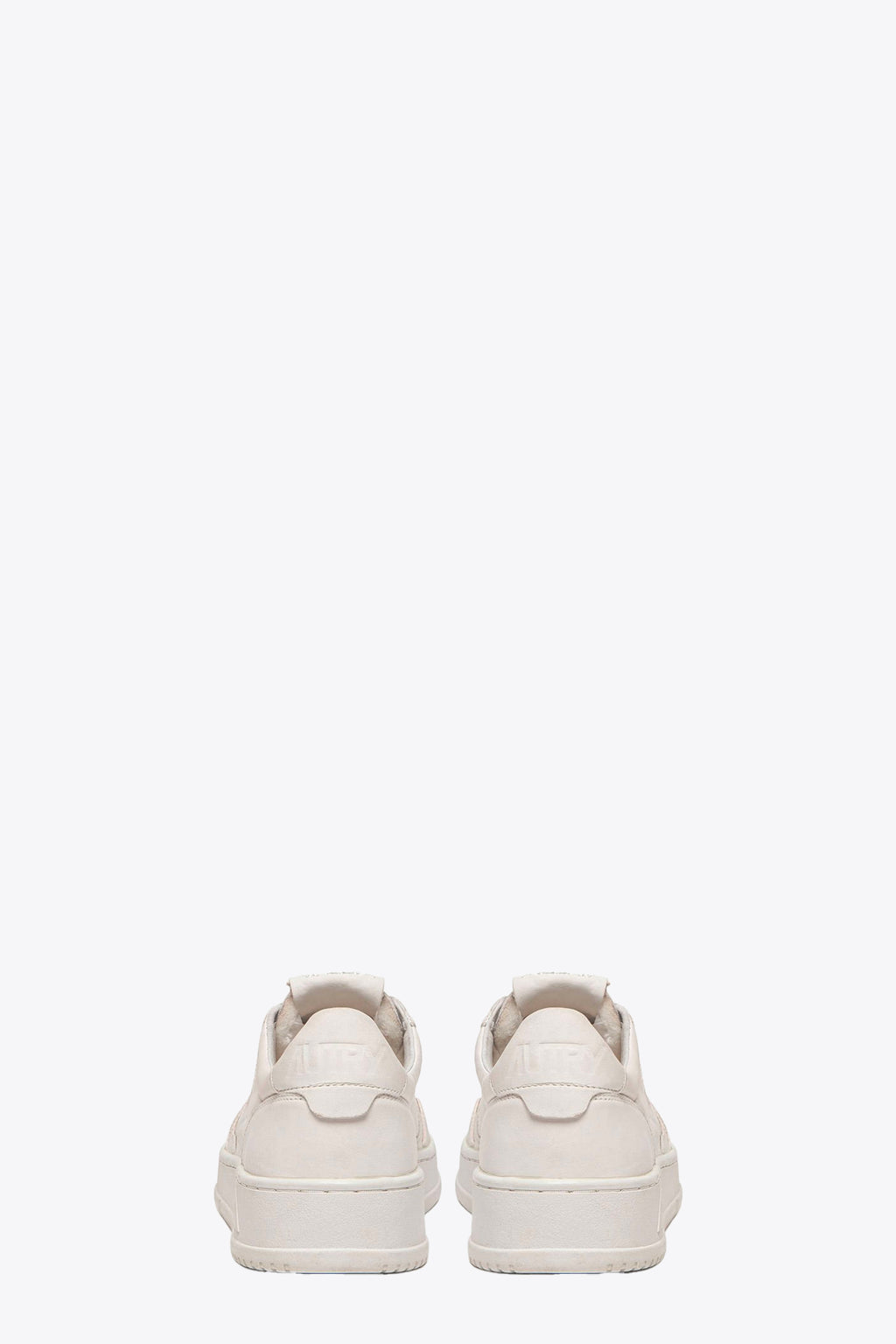 alt-image__White-leather-low-sneaker---Medalist-Low-