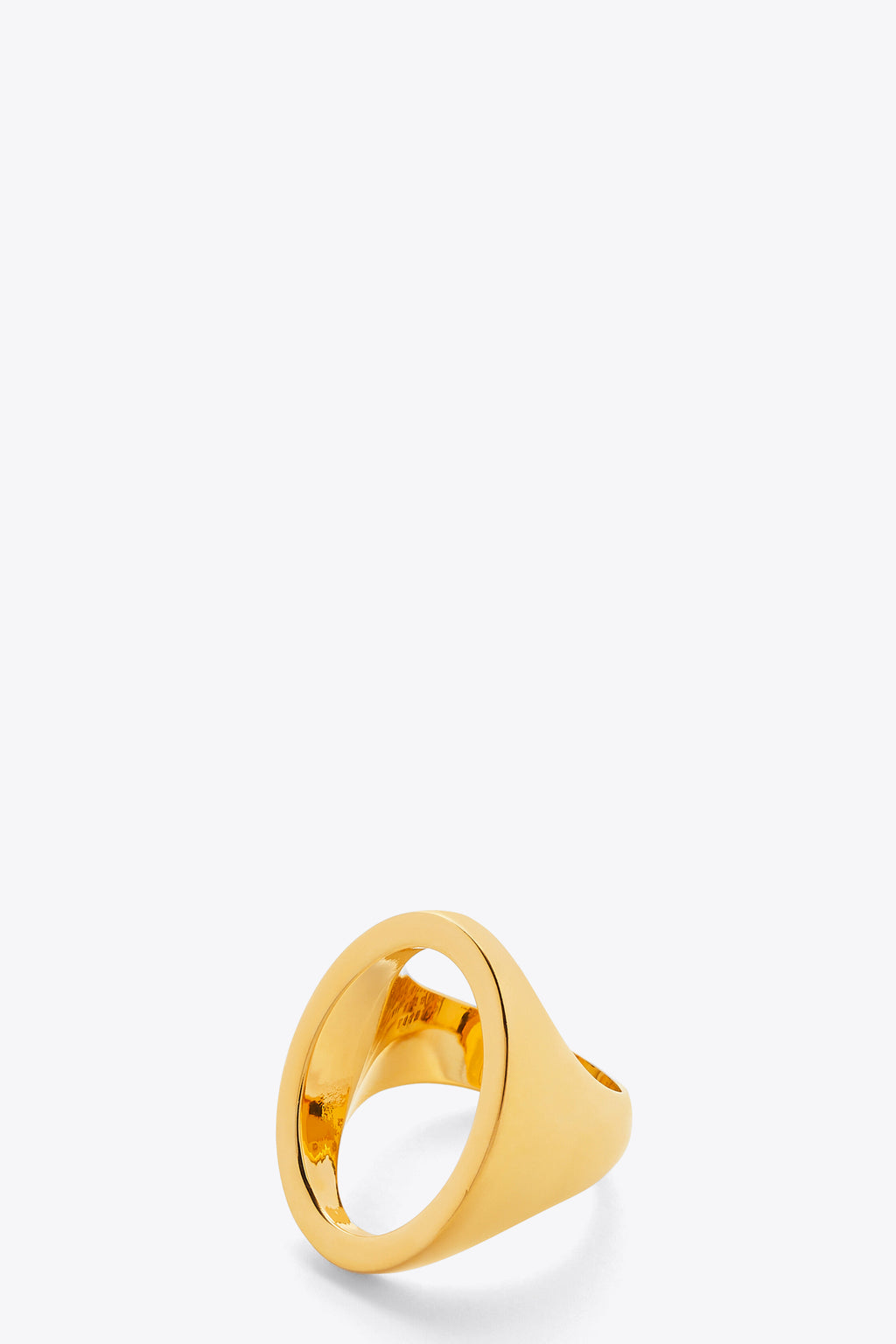 alt-image__Anello-in-ottone-oro-con-dettaglio-cut-out
