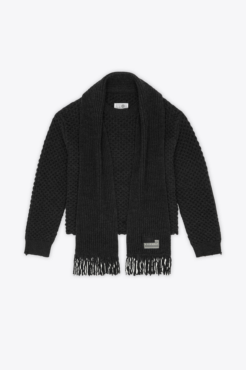 alt-image__Pullover-overisze-in-lana-grigio-antracite-con-sciarpa