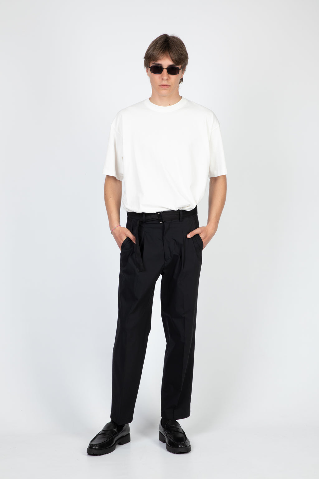 alt-image__Black-techincal-cotton-belted-pleated-pant---Hyroyuki-