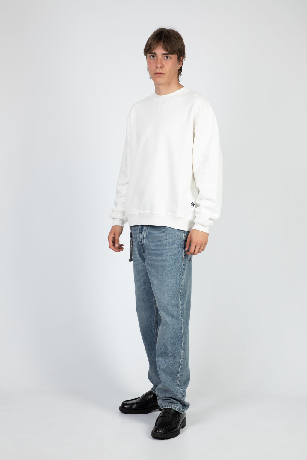 alt-image__Felpa-girocollo-in-cotone-panna-boxy-fit---Patch-Onlu-Crewneck