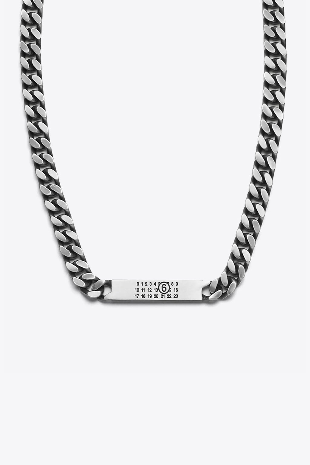 alt-image__Collana-in-metallo-argento-con-placca-e-logo-inciso