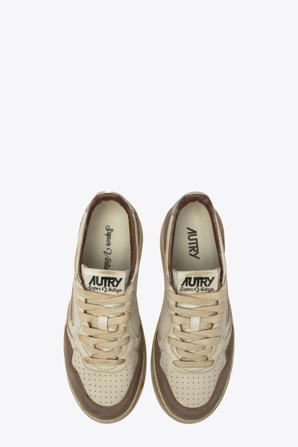 alt-image__Sneaker-bassa-in-pelle-invecchiata-bianca-con-suede-marrone-e-tab-argento---Super-Vintage-Low