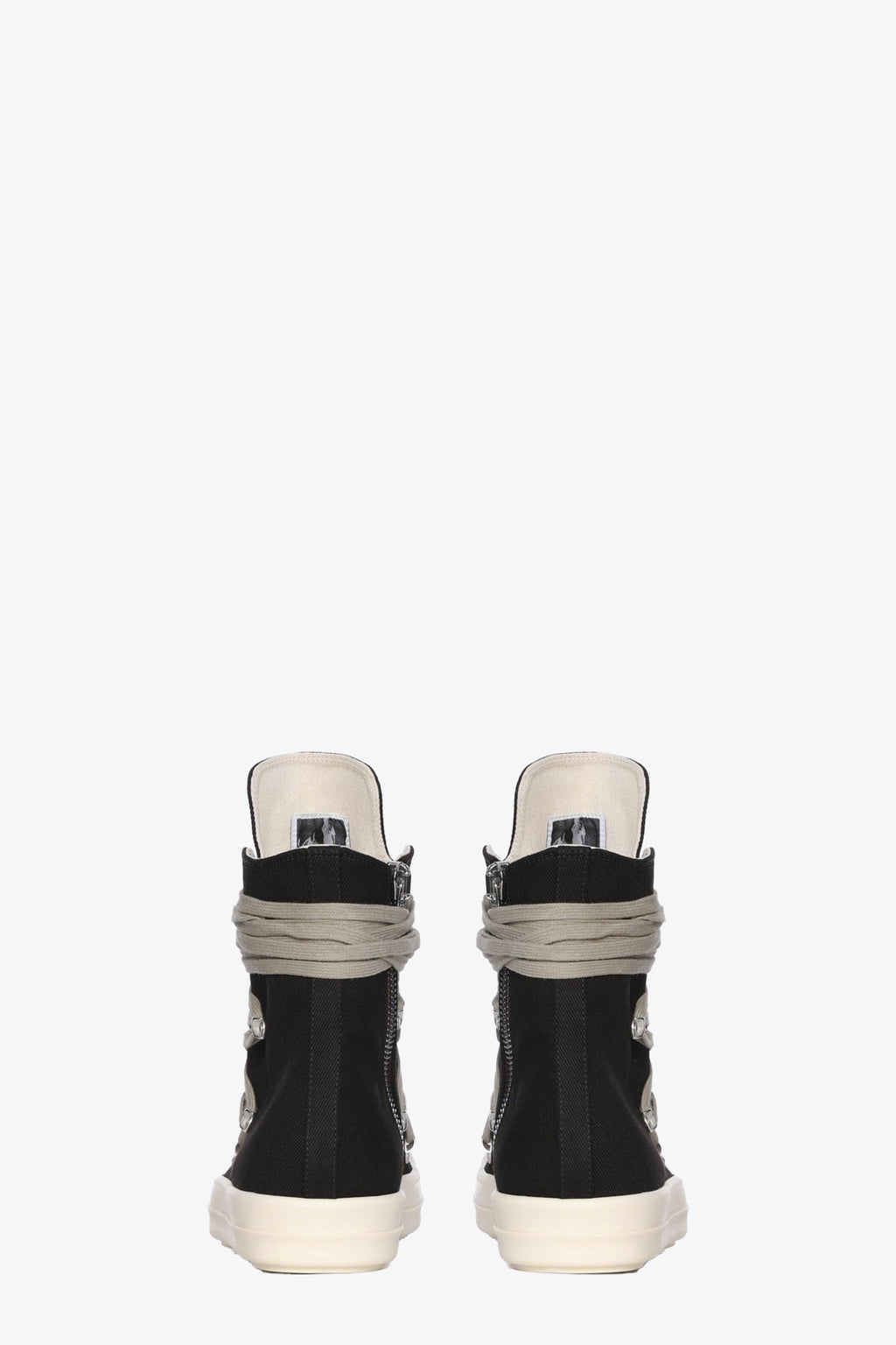 alt-image__Sneaker-nera-alta-in-canvas-con-lacci-ad-incrocio---Megalace-Sneaks