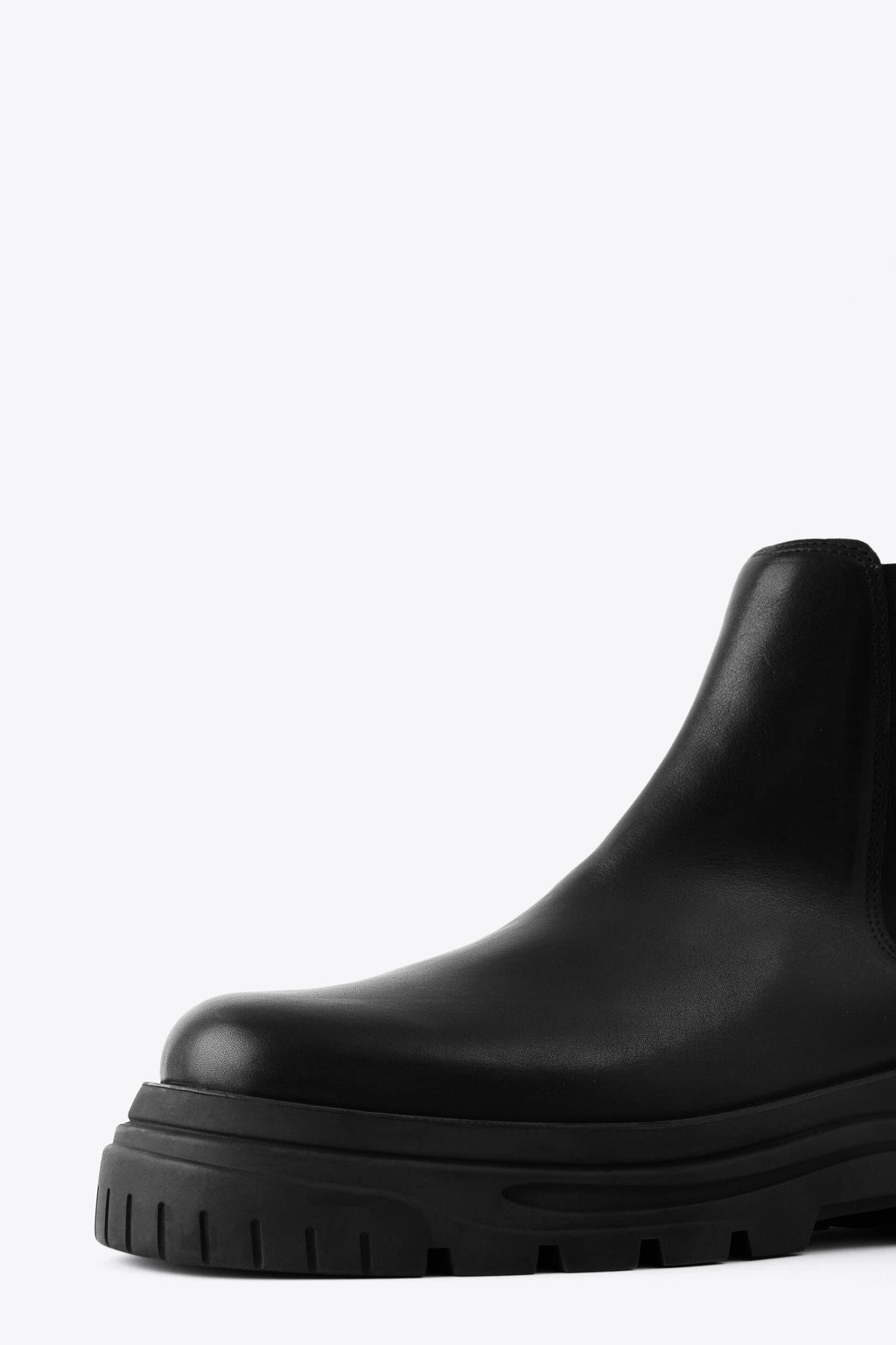 alt-image__Black-leather-chelsea-boot-with-chunky-sole---Blyde-Chelsea-Boot-