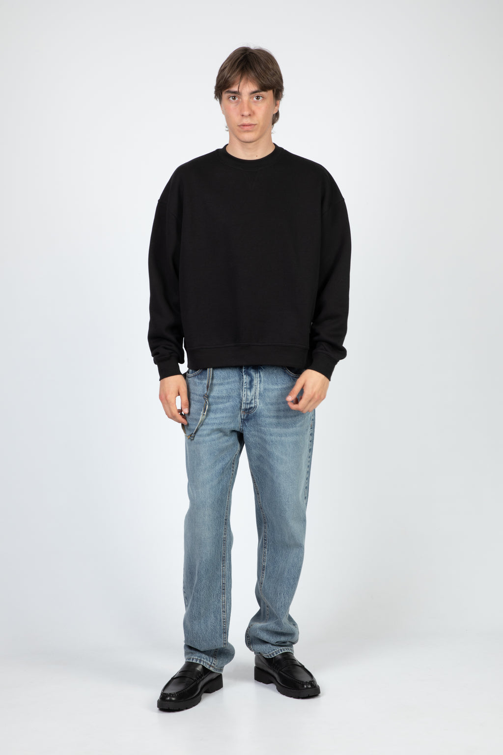 alt-image__Felpa-nera-girocollo-boxy-fit---Patch-Only-Crewneck