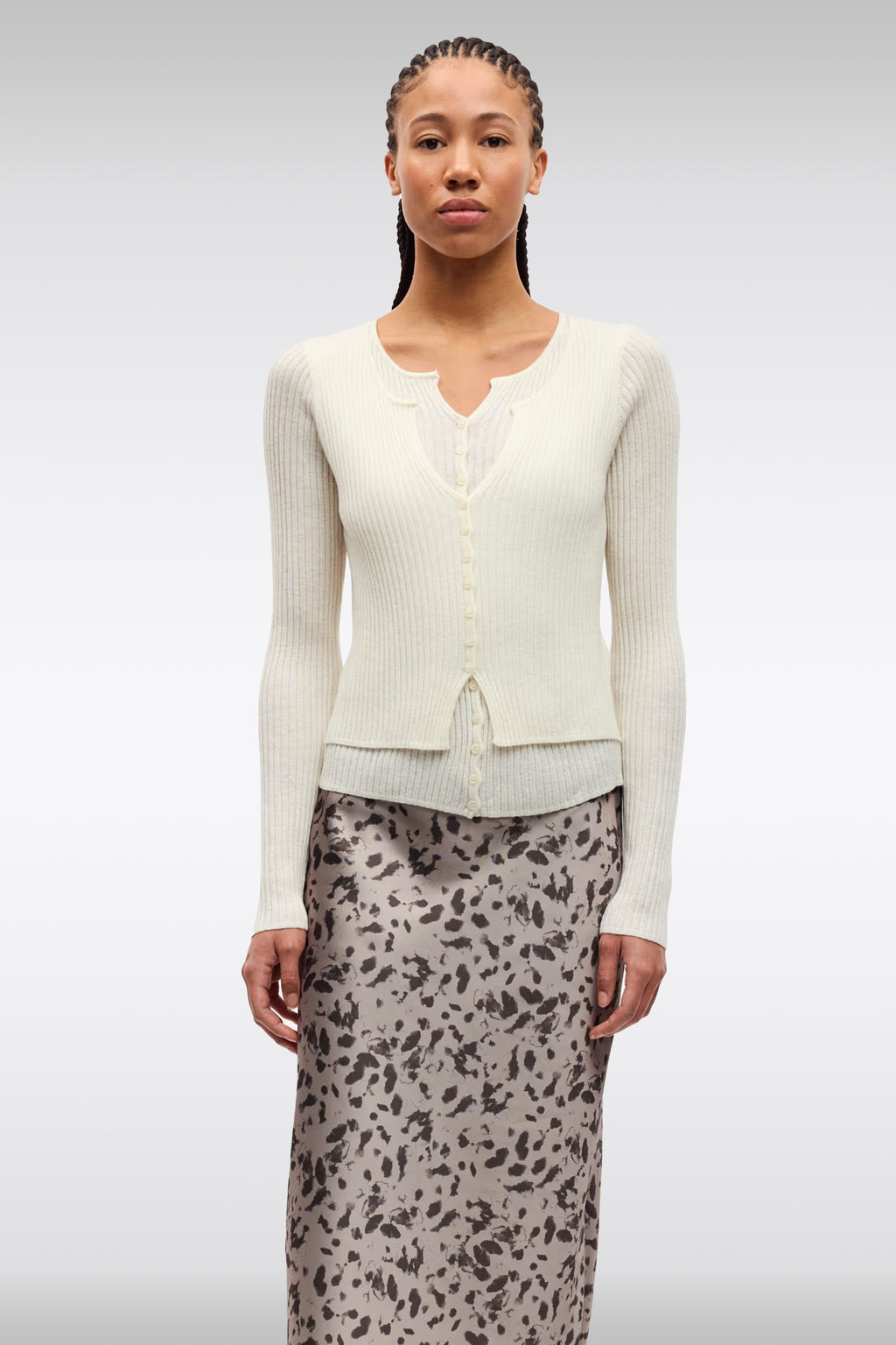 alt-image__Off-white-ribbed-wool-v-neck-sweater-with-double-layer---Sajose-V-Neck