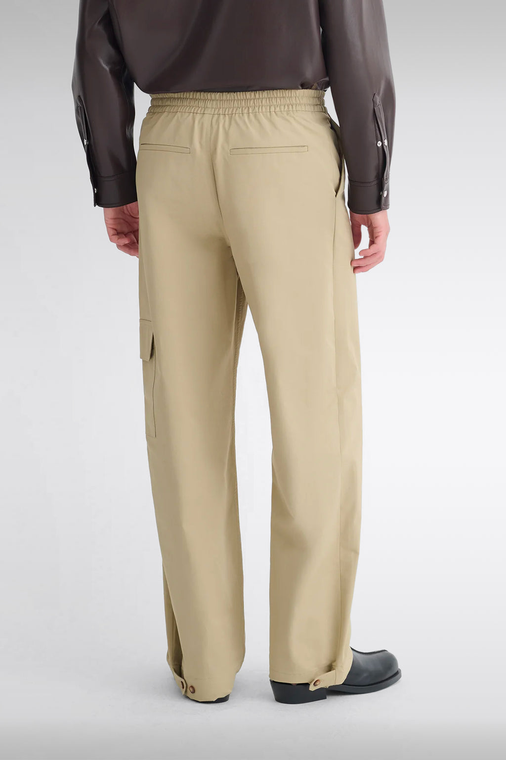 alt-image__Beige-tech-twill-cargo-pant---Navid