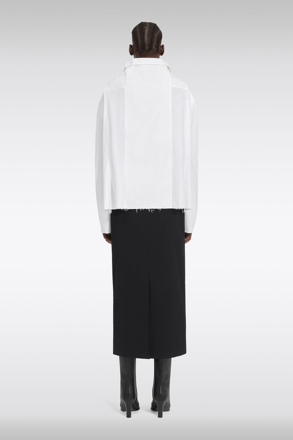alt-image__White-poplin-cotton-shirt-with-long-sleeves-and-raw-edges