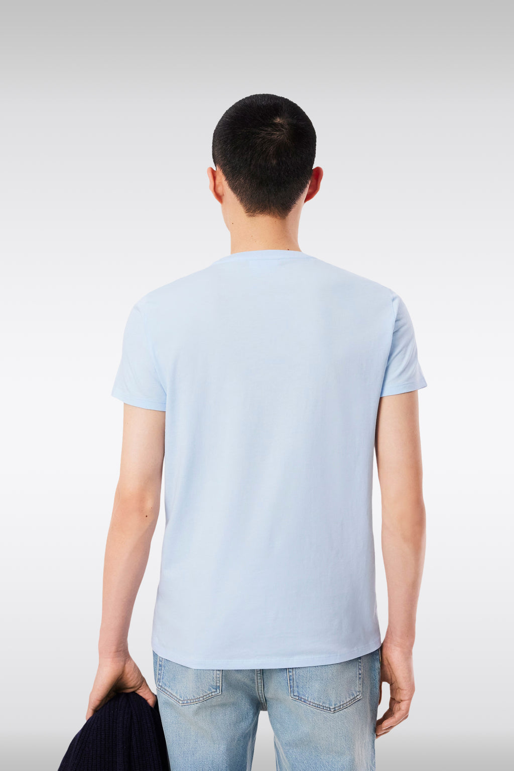alt-image__T-shirt-in-cotone-Pima-celeste-polvere-con-logo-al-petto