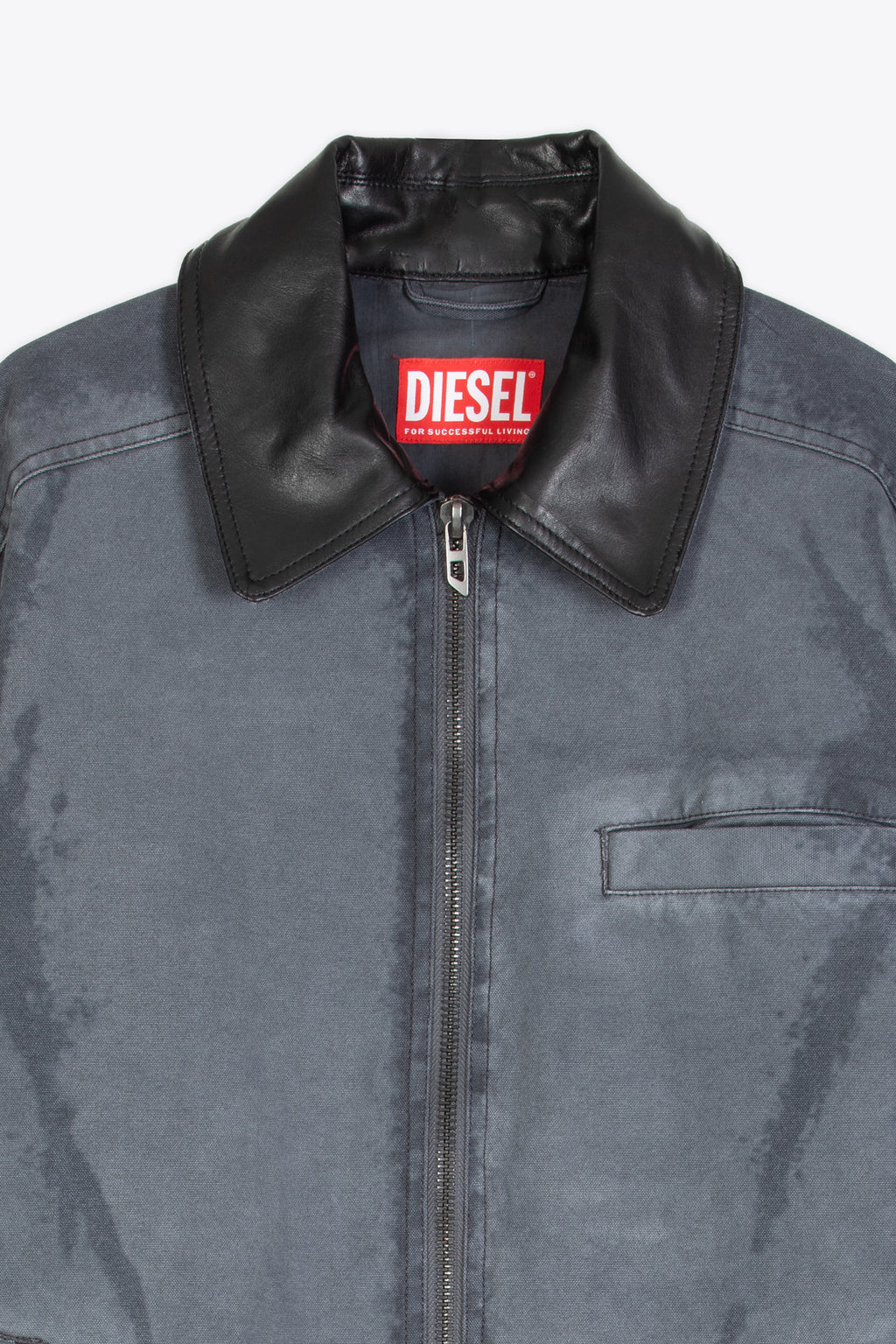 alt-image__Giubbotto-grigio-in-canvas-con-stampa-trompe-l'oeil---Livery-A