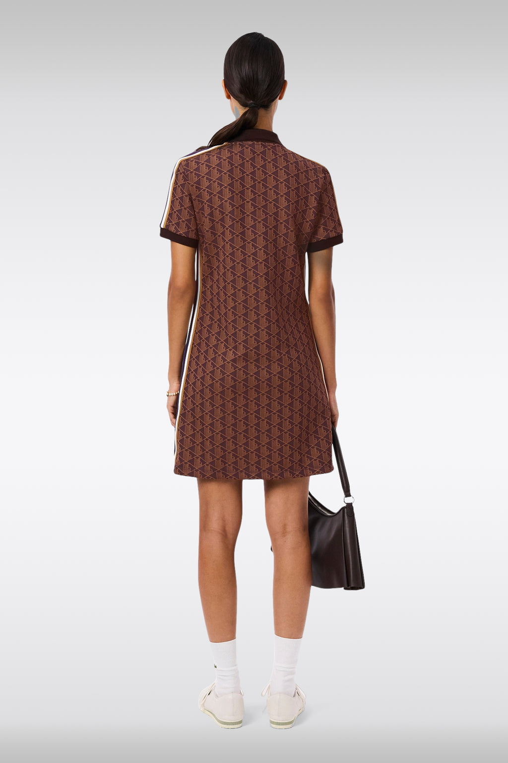 alt-image__Abito-corto-con-motivo-jacquard-monogram-blu-e-bianco-con-maniche-corte