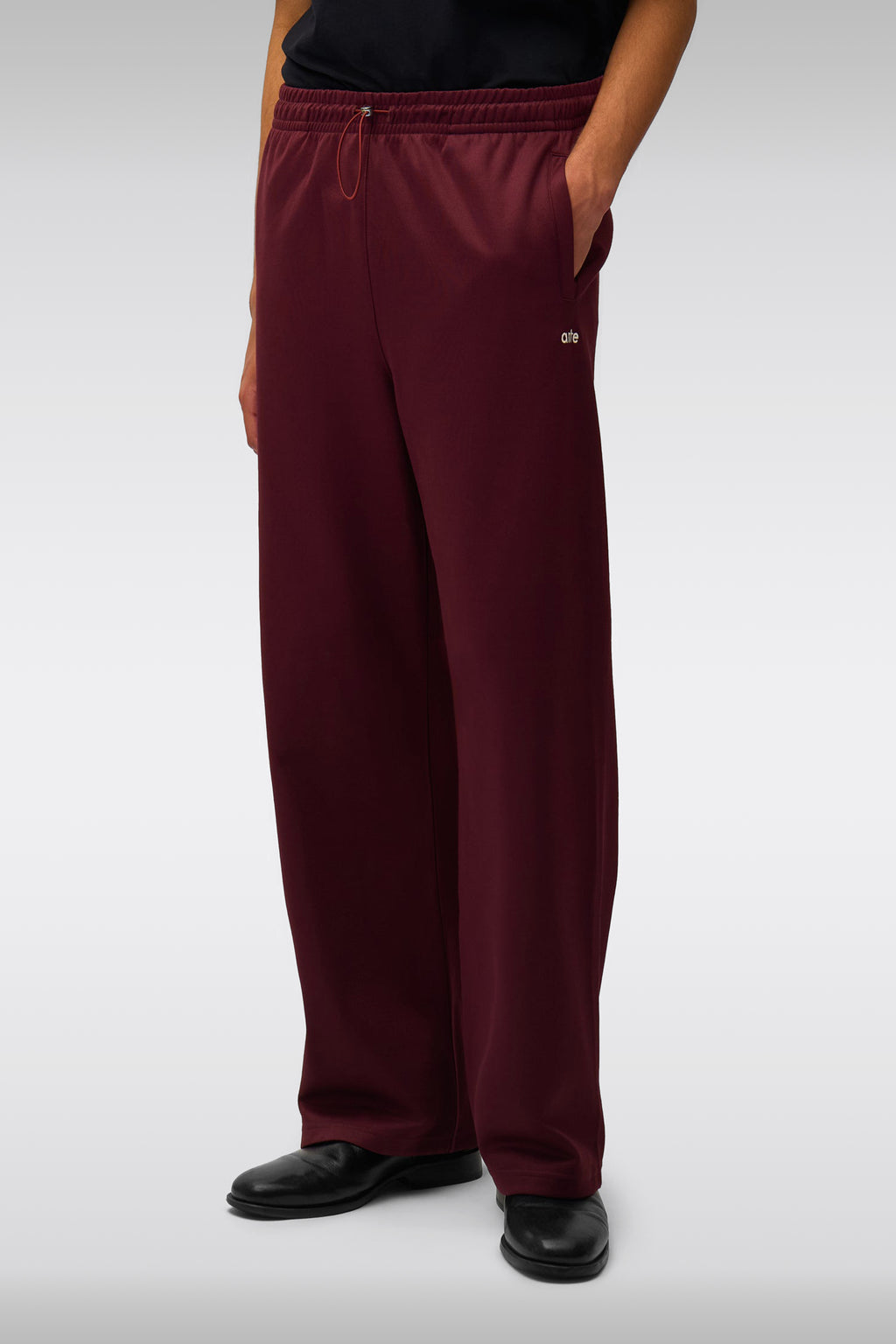 alt-image__Pantalone-in-acetato-bordeaux-con-logo-ricamato---Carded-Tracksuit-Bottom