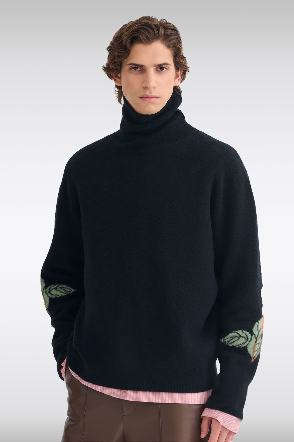 alt-image__Black-wool-turtleneck-sweater-with-roses-intarsia---Frannie-