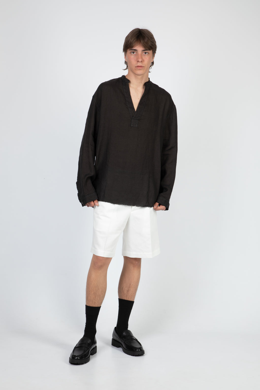 alt-image__Off-white-linen-blend-shorts-with-adjustable-waist-with-side-buckles---Riccione