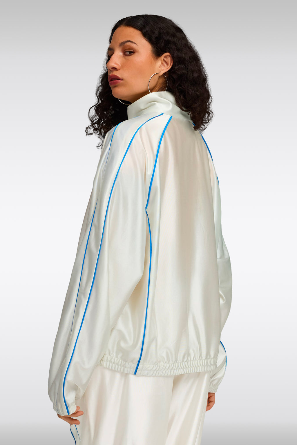 alt-image__FENTY-X-PUMA-T7-piping-track-J-Bianco