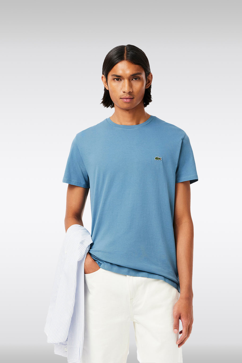 alt-image__T-shirt-in-cotone-Pima-blu-avion-con-logo-al-petto