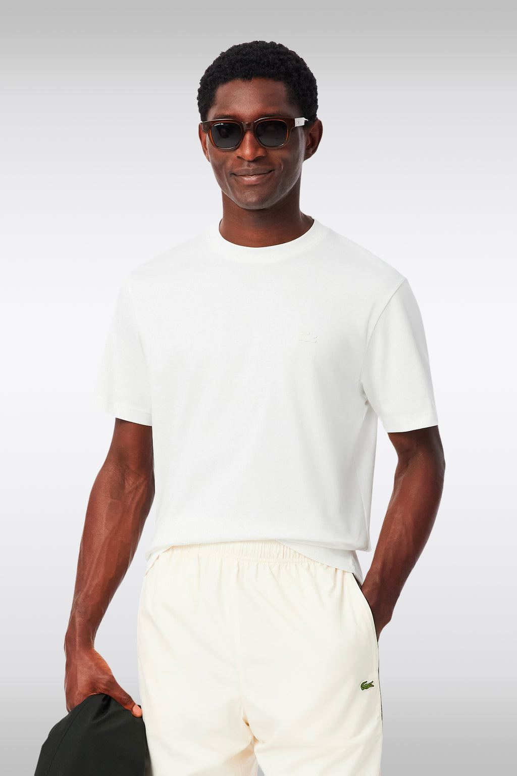 alt-image__White-cotton-t-shirt-with-tonal-logo-embroidery