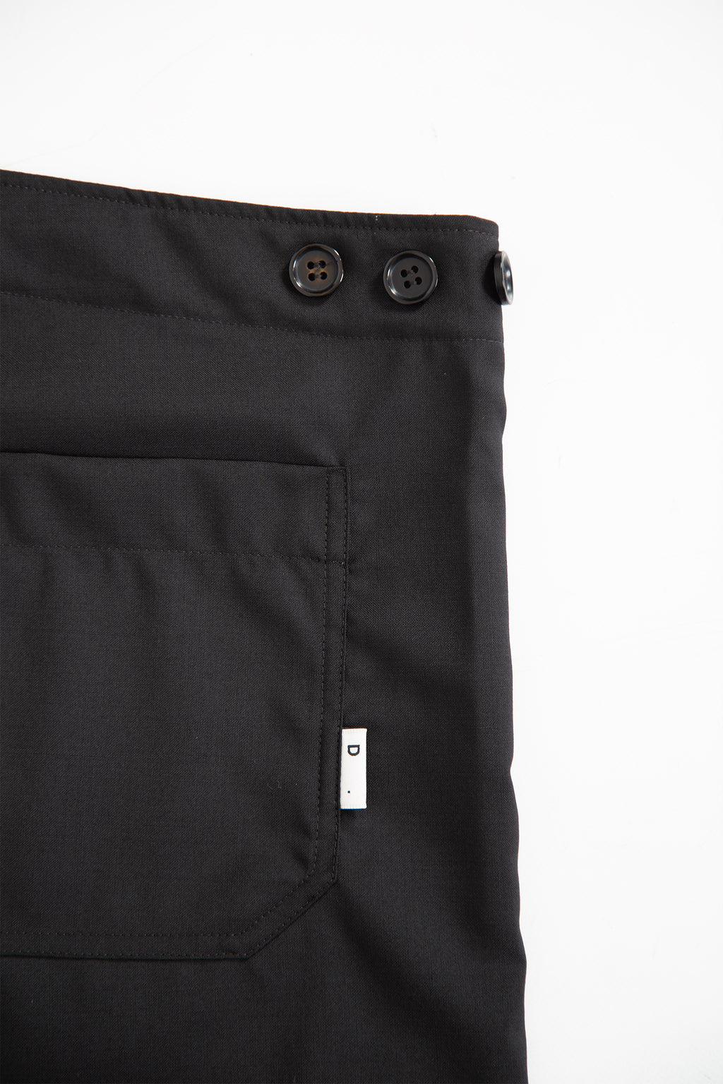 alt-image__Bermuda-baggy-in-frescolana-nero---Size-Free-Short