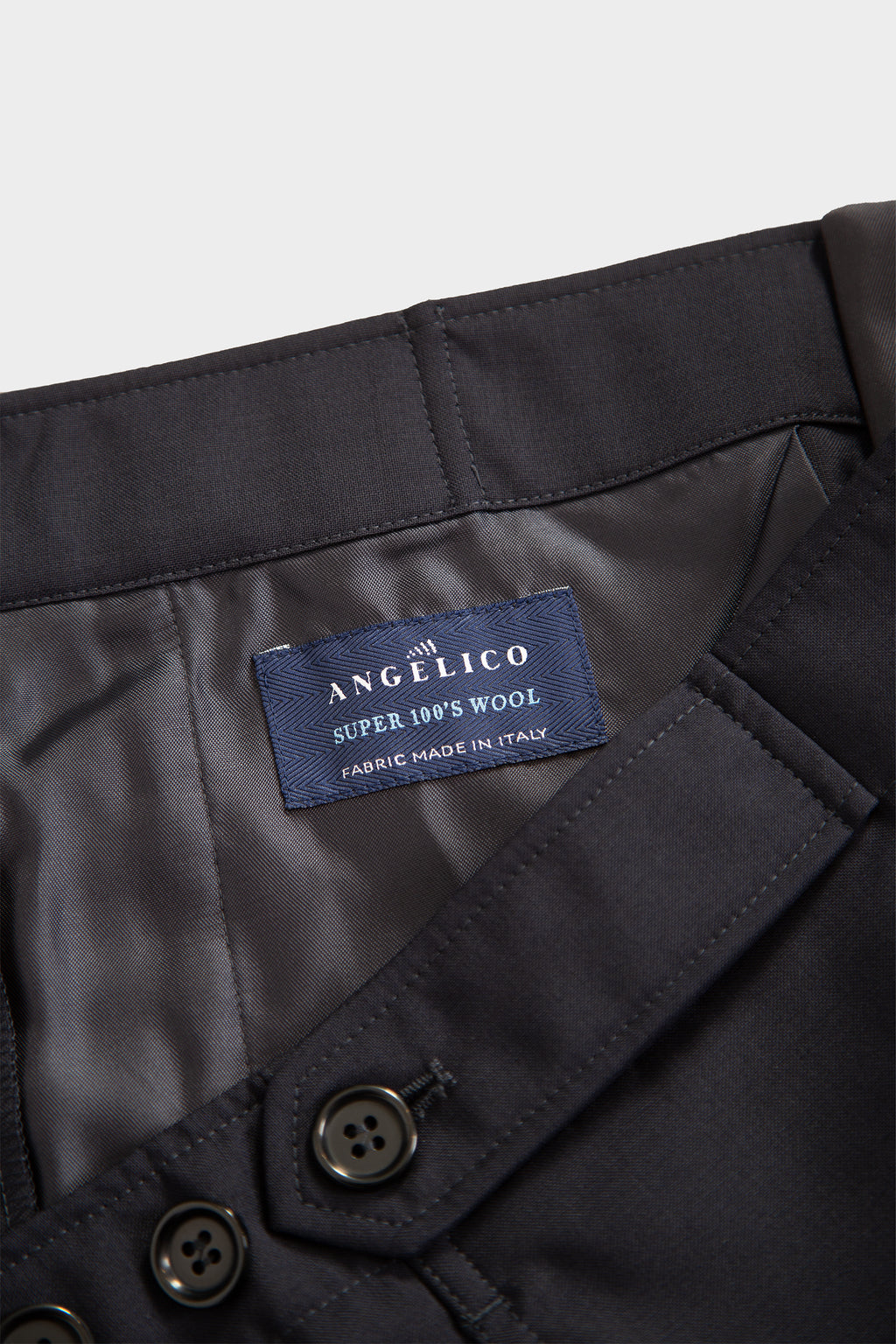 alt-image__Bermuda-baggy-in-frescolana-blu-navy