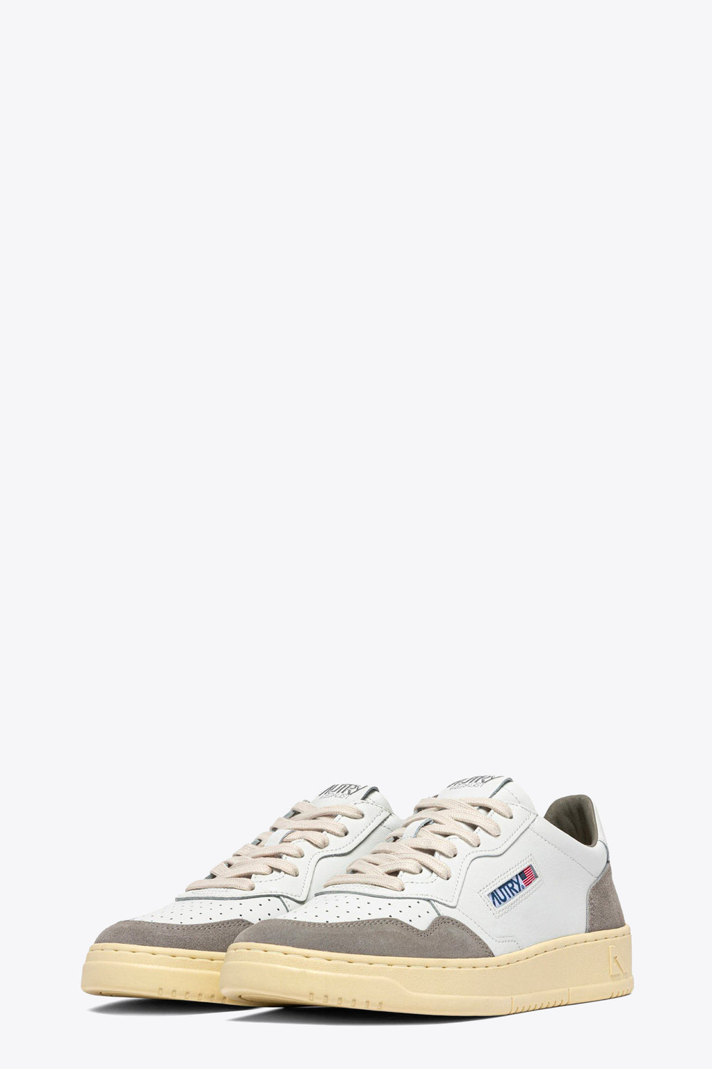 alt-image__White-leather-and-grey-suede-low-sneaker---Medalist-Low