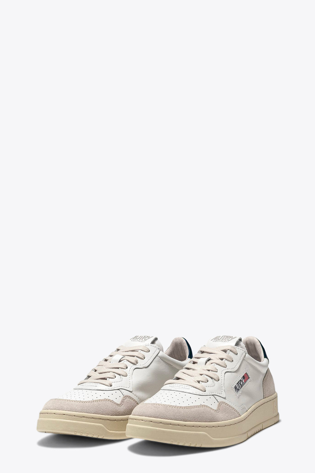 alt-image__Sneakers-bassa-in-pelle-bianca-con-tab-blu-navy---Medalist-Low