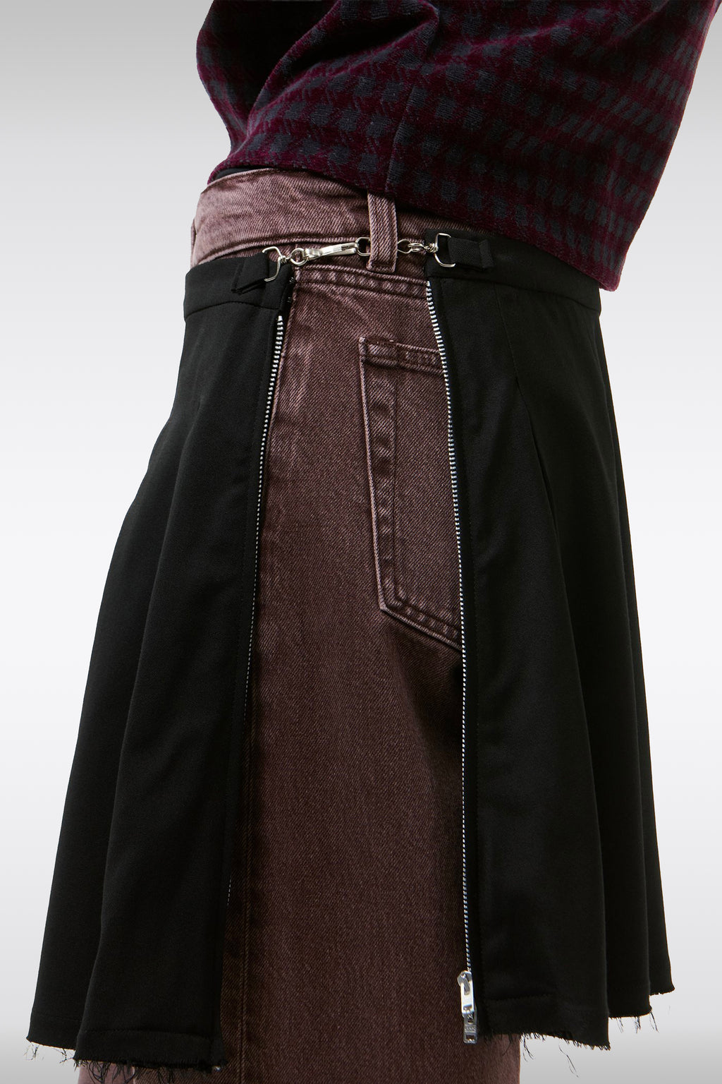 alt-image__Gonna-corta-plissettata-nera-in-frescolana---Object-Skirt