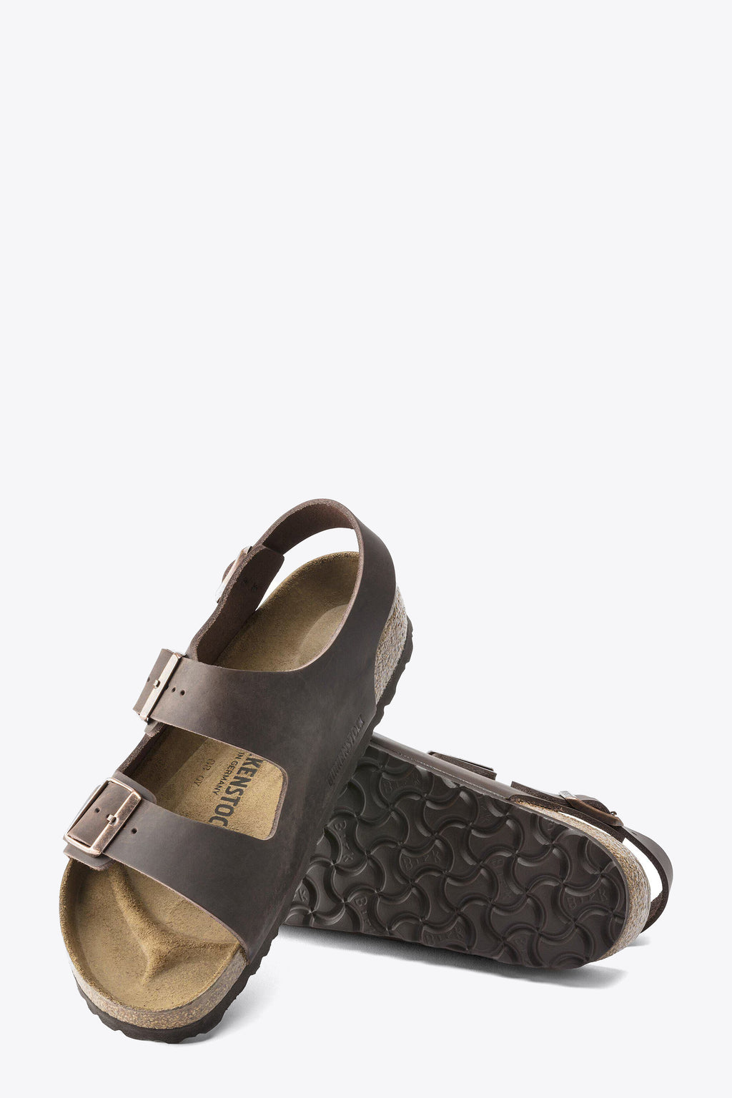 alt-image__pelle-nubuck-Marrone