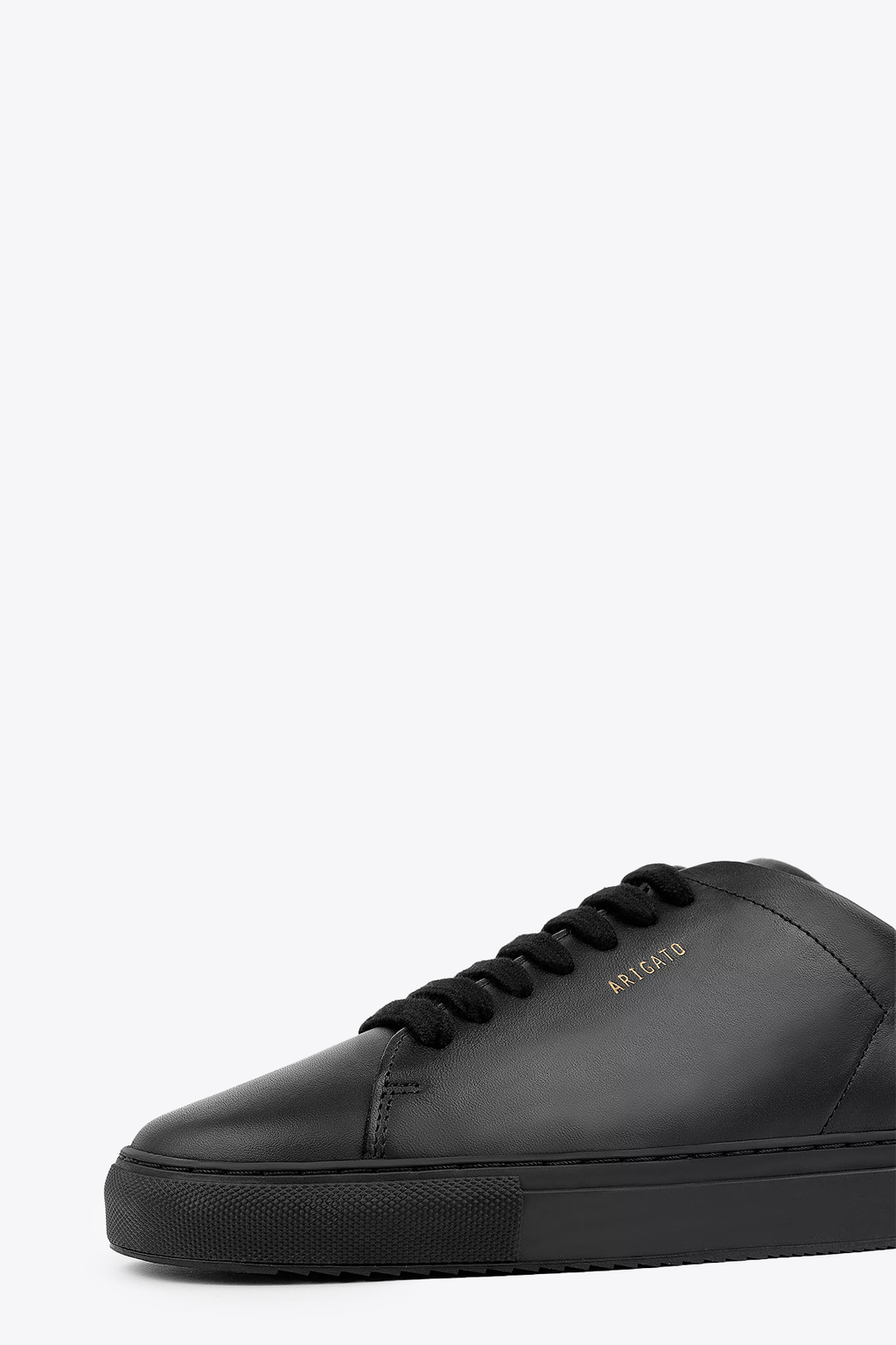 alt-image__Sneaker-bassa-in-pelle-nera---Clean-90