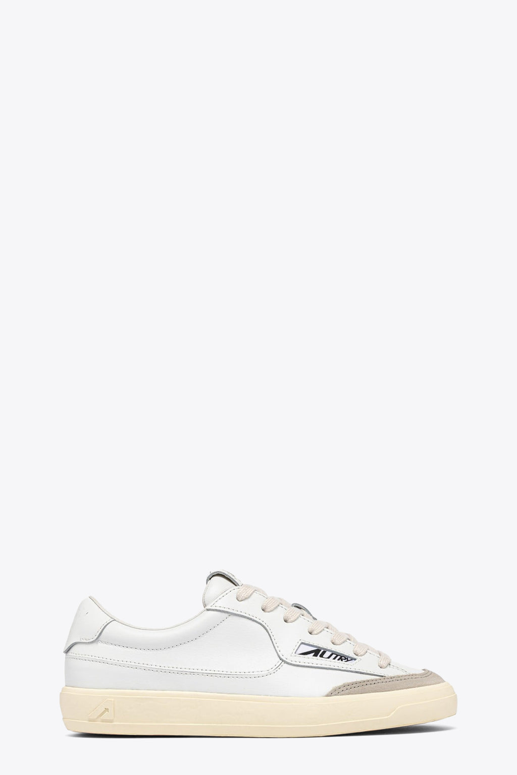 alt-image__White-leather-lace-up-low-sneaker---Windscape-Low