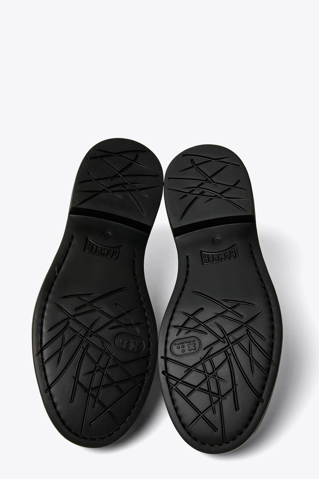 alt-image__Scarpa-derby-in-pelle-nera-con-punta-arrotondata---Dean