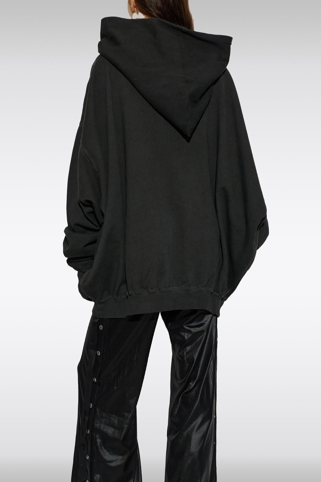 alt-image__Felpa-oversize-nera-slavata-in-cotone-con-zip-cappuccio---Mountain-Hun-Hoodie