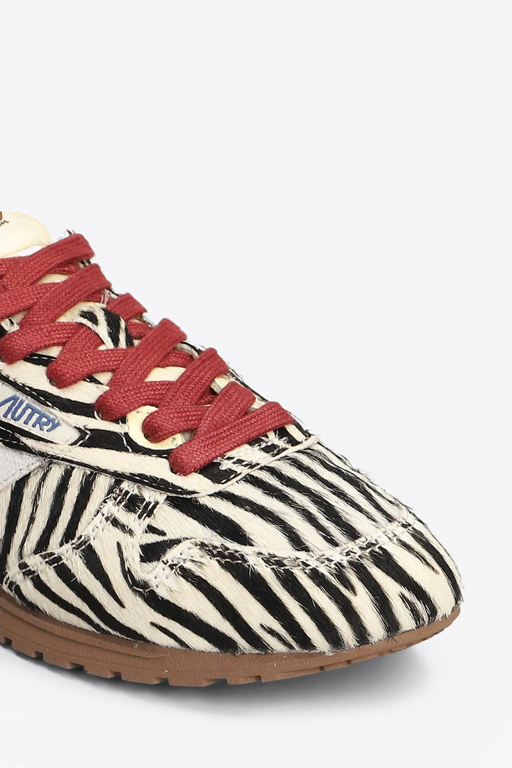 alt-image__Sneaker-bassa-in-cavallino-zebrato-con-lacci-rossi---Windspin-Low