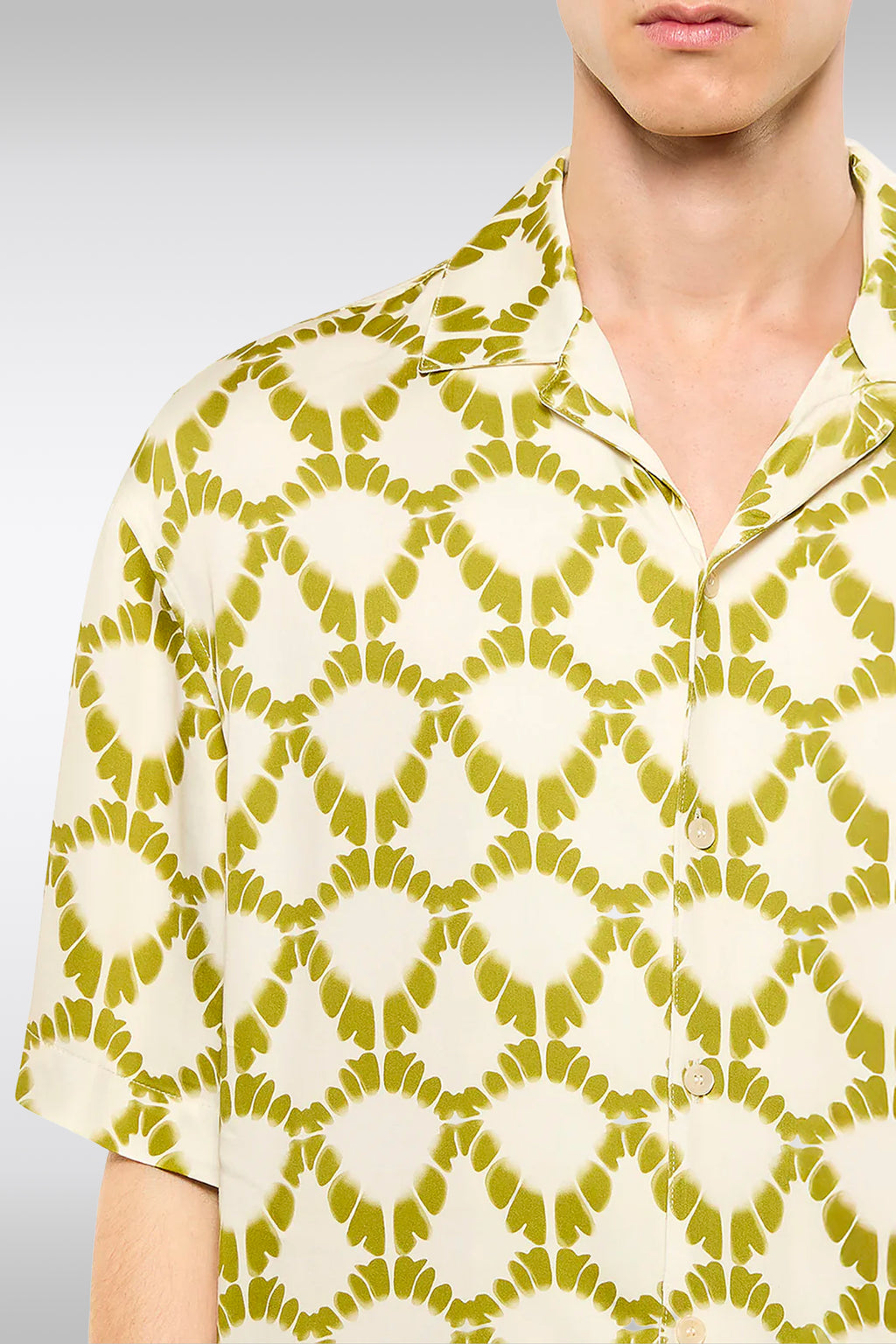 alt-image__Off-white-and-green-viscose-shirt-with-geometric-print