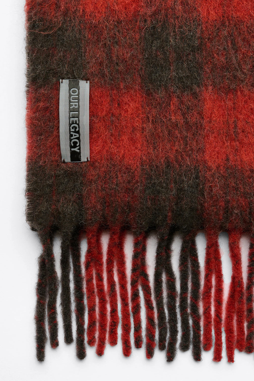 alt-image__Sciarpa-oversize-in-alpaca-rossa-e-nera-a-quadri-con-frange---Estate-Scarf