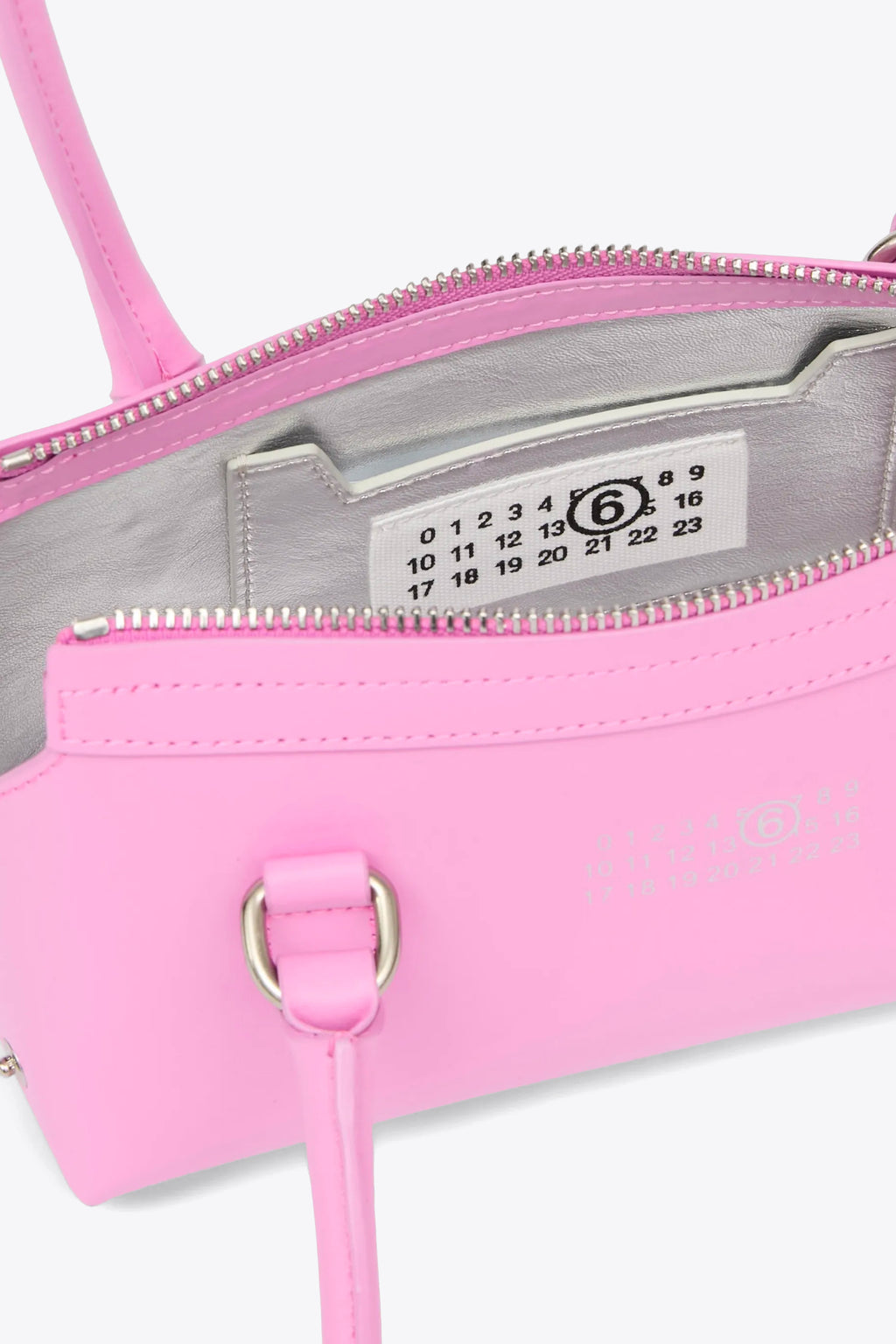alt-image__Borsa-piccola-a-bauletto-in-pelle-rosa