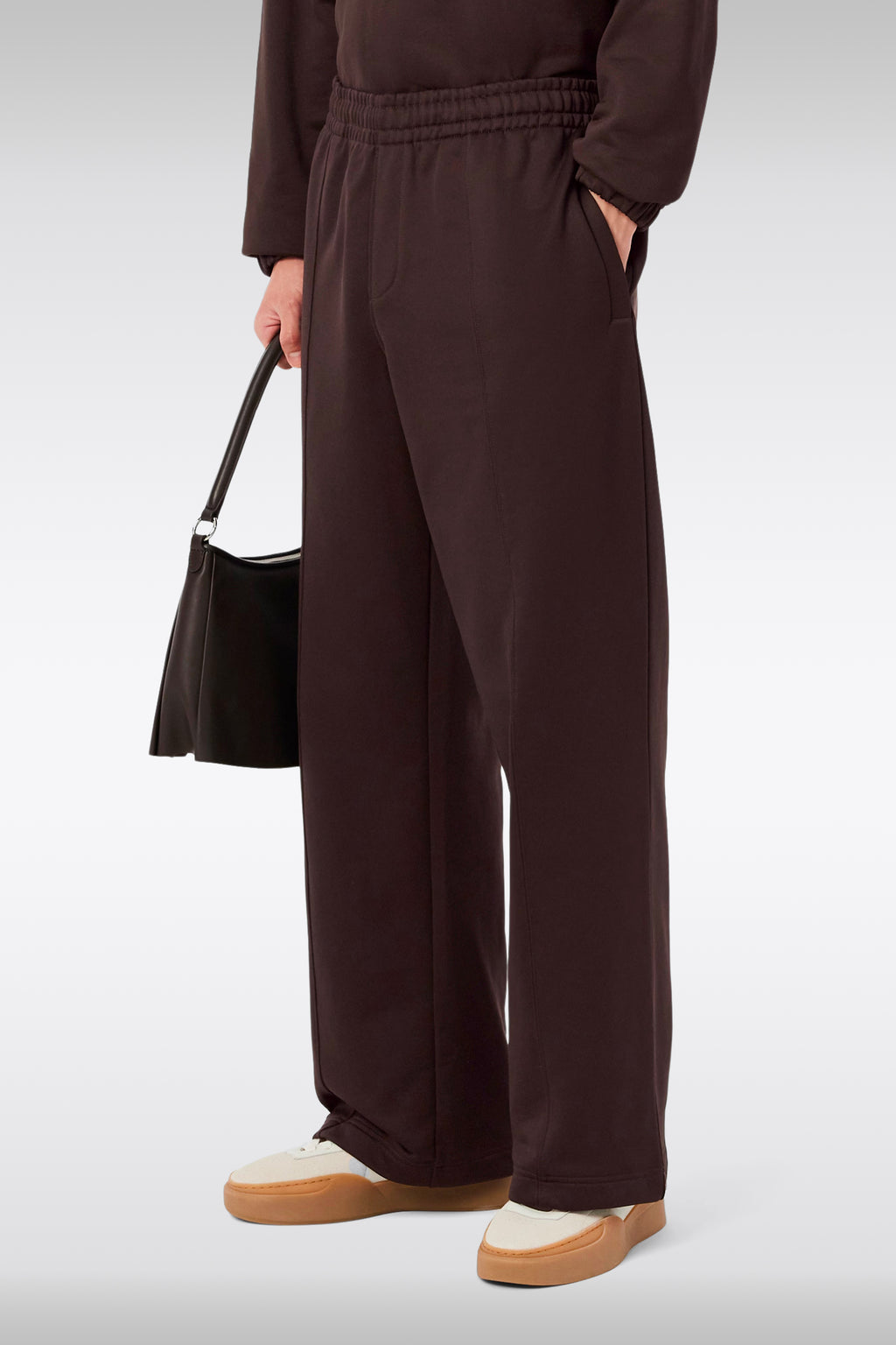alt-image__Brown-cotton-blend-baggy-swetpant-
