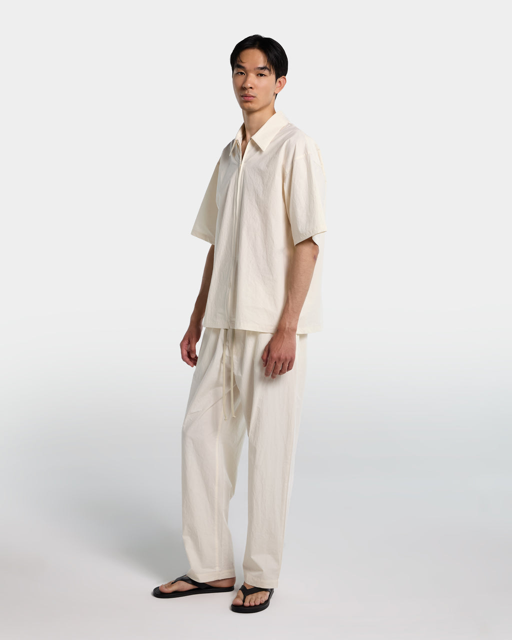 alt-image__Camicia-in-popeline-panna-con-zip-e-maniche-corte
