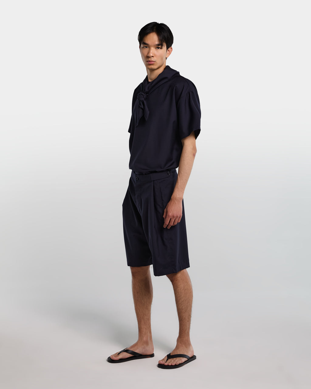alt-image__Bermuda-baggy-in-frescolana-blu-navy