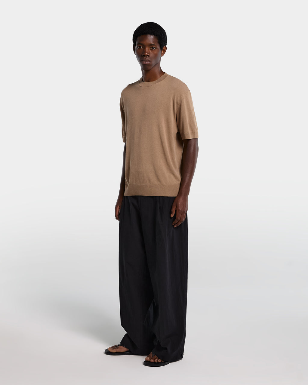 alt-image__T-shirt-in-viscosa-color-cammello