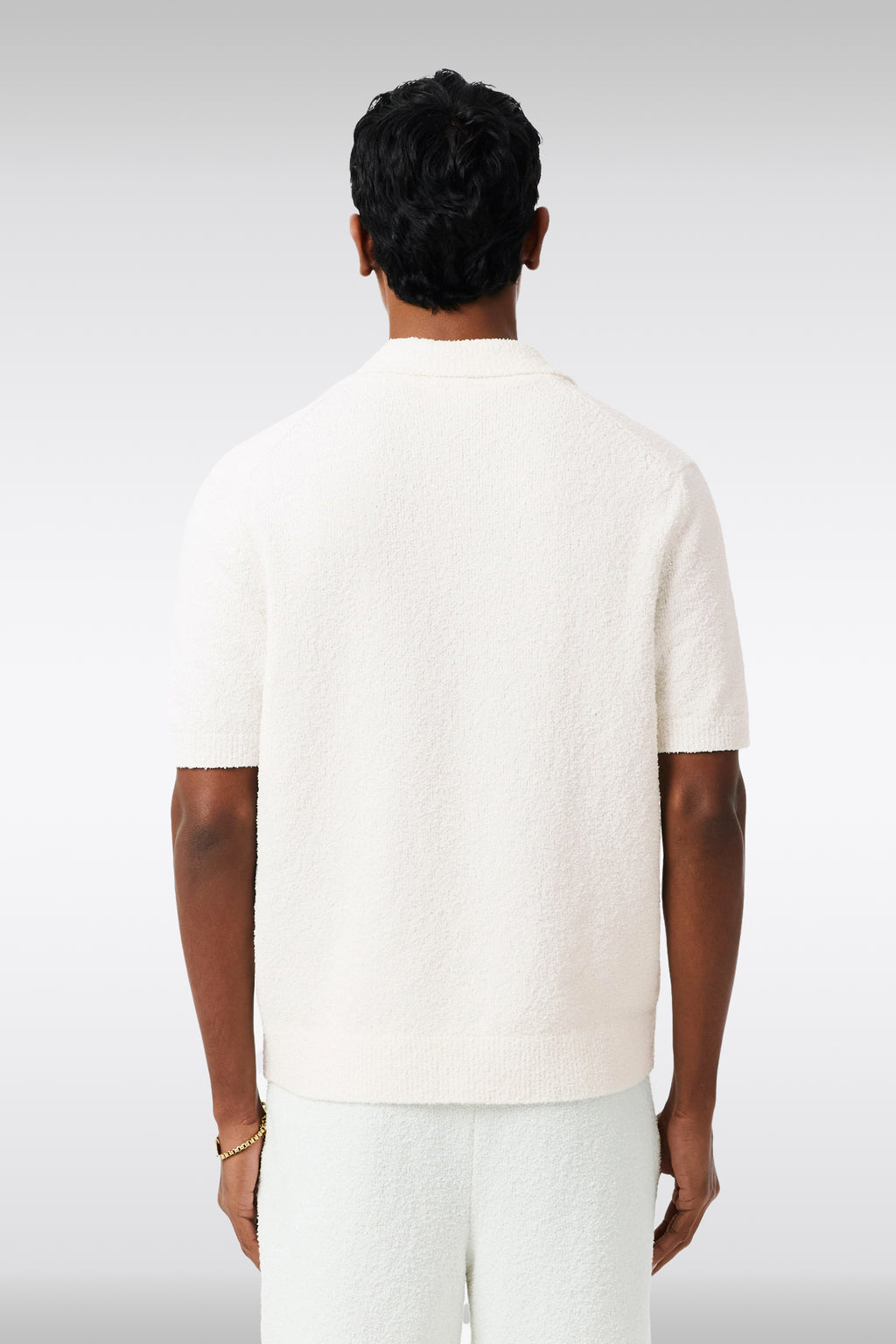 alt-image__Polo-in-spugna-color-panna-con-collo-aperto